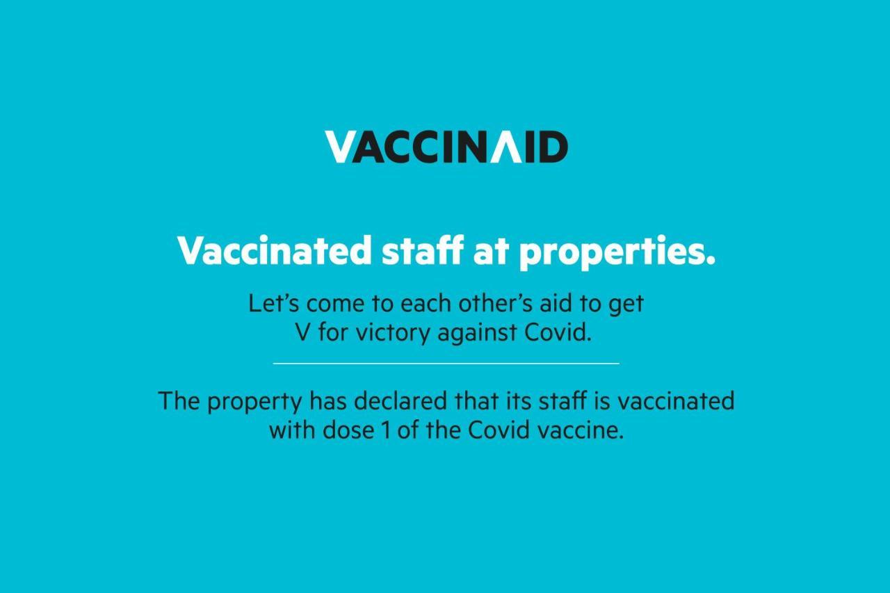 Vaccinated Staff - Oyo 36903 Retro Valley Hotel